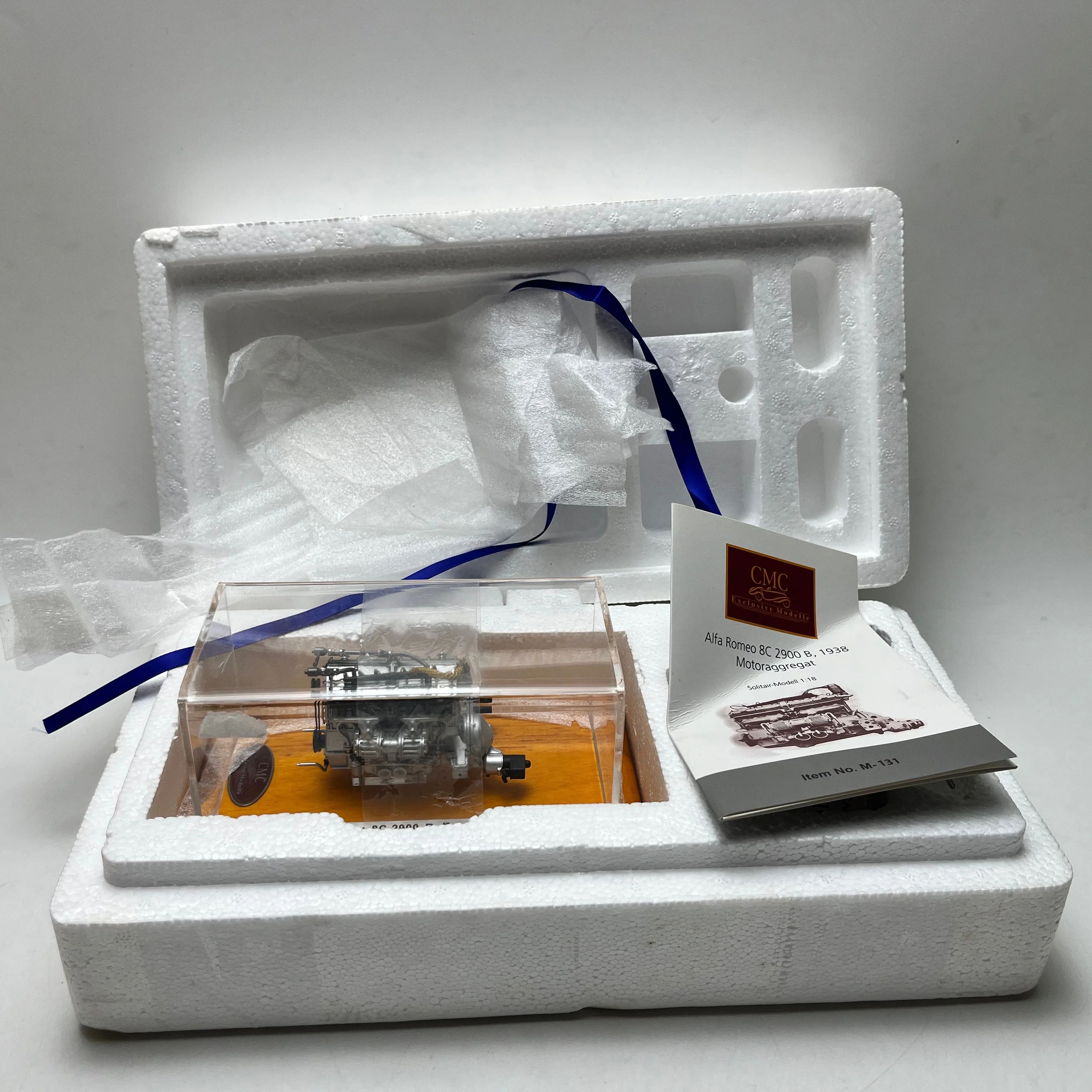 CMC 1/18α Coeficiente Romeo 8C 2900b Modelo de motor