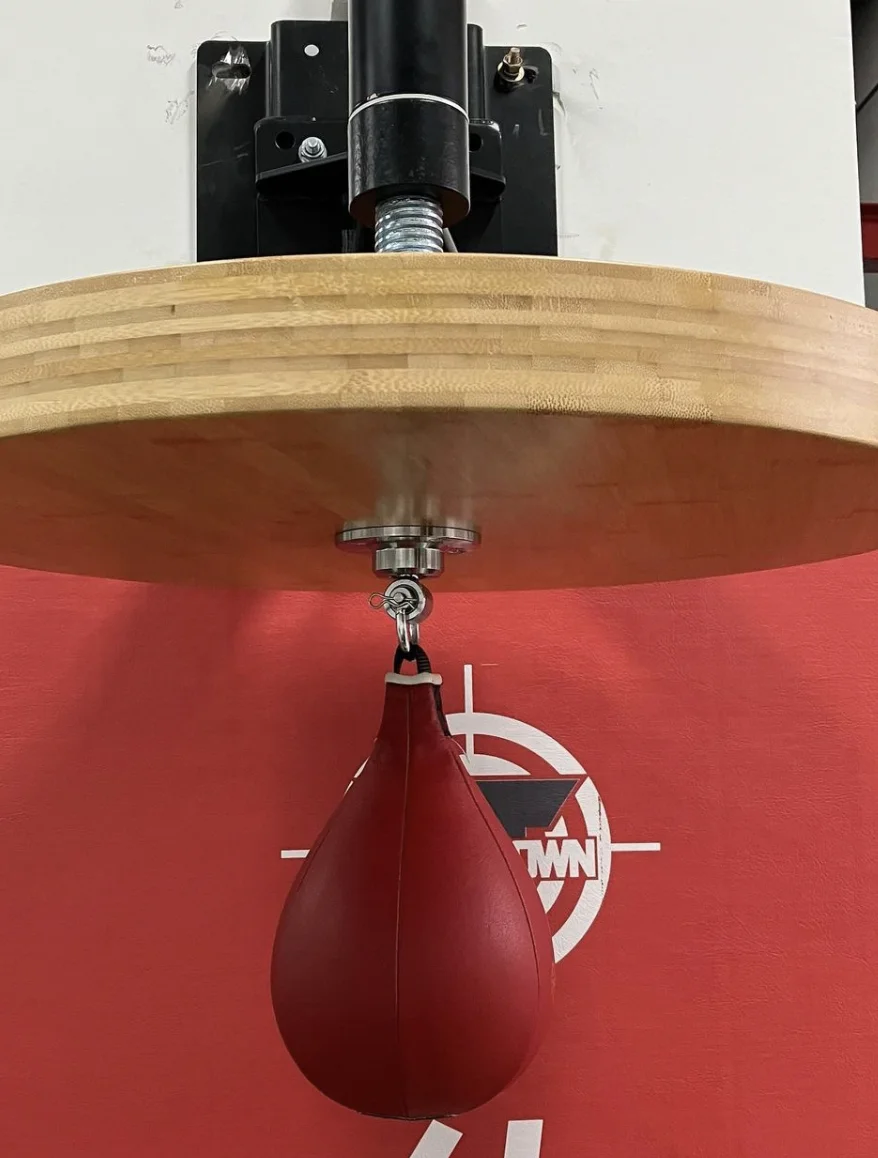 

Комплект поворотной платформы Speed Ball с антивибрационной оптимизацией отскока и регулируемым кронштейном