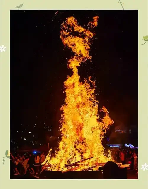 

4 шт. колеса для радиоуправляемых моделей 1/10, 64 мм, с резиновыми шинами - универсальные, подходят для TAMIYA TT02, XV01, HSP 94123, HPI, KYOSHO, WLtoys, для гонок по шоссе