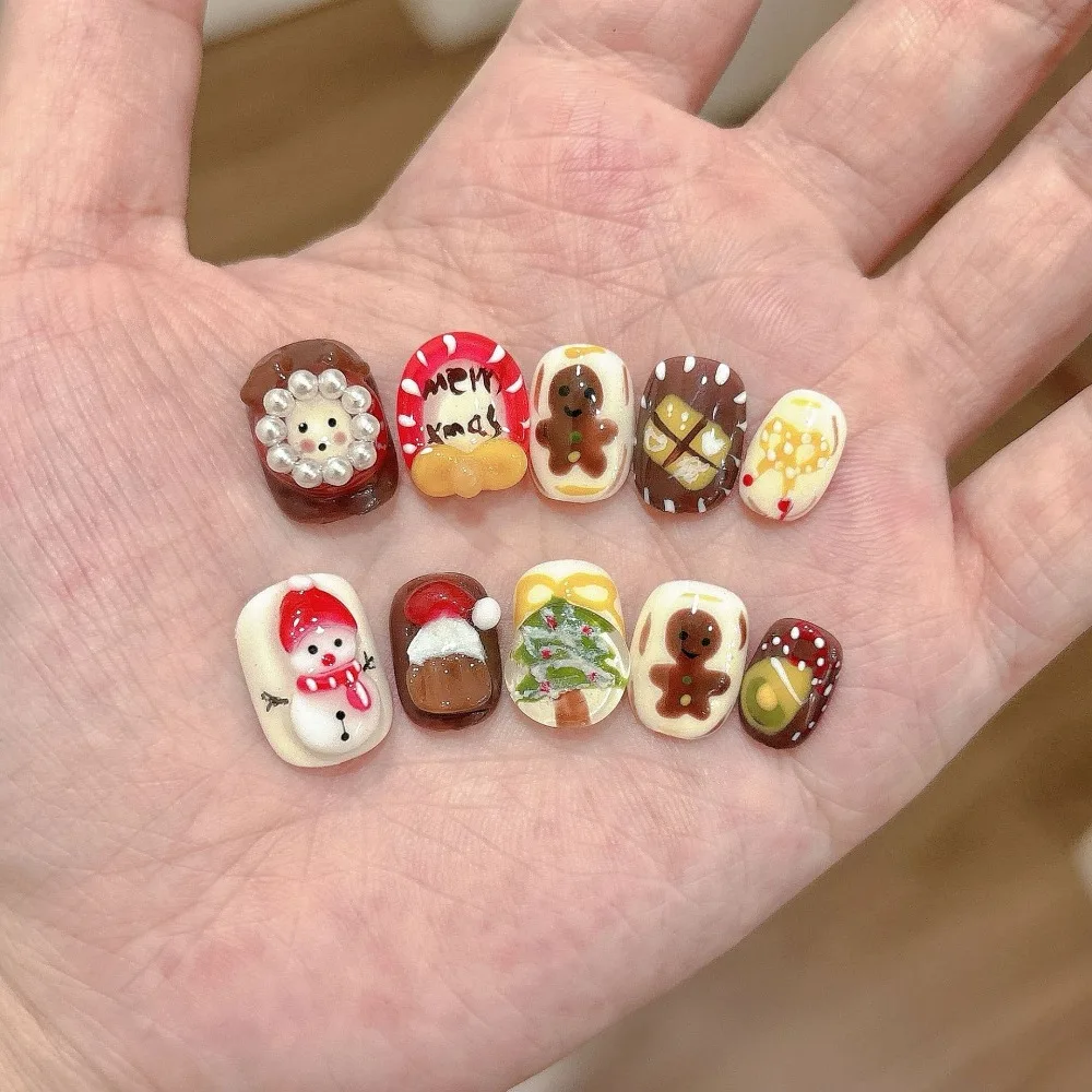 

10 шт., милые и милые рождественские тематические накладные ногти ручной работы, снеговик, рождественская елка, пряничный человечек, искусственные накладные ногти