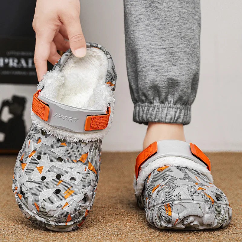 New Men Slippers Winter Light EVA Men's Clogs Fashion Hole Shoes Lovers Home Garden Shoes Outdoor Male Beach Flat Slide Big Size - view 5
