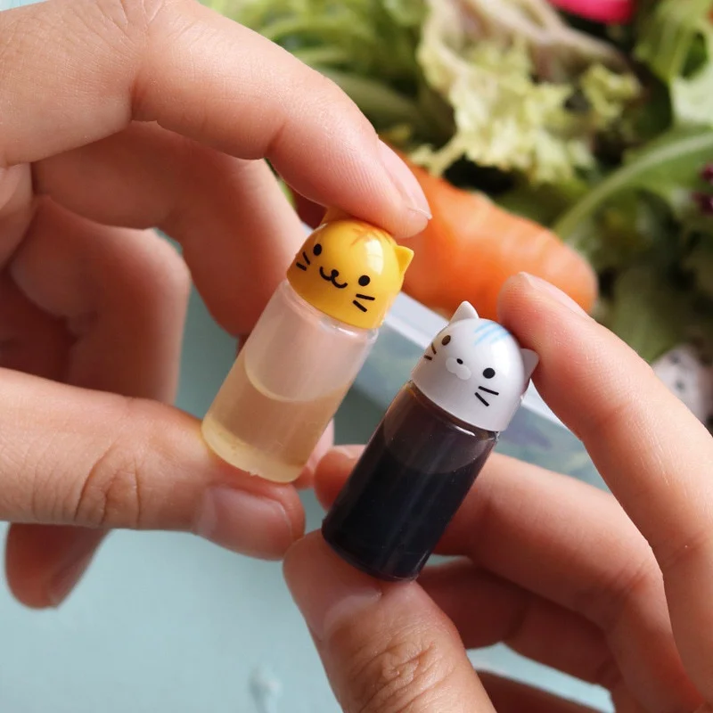 5 Juegos de Mini botellas de salsa para condimentos, contenedores pequeños, encantadoras botellas para perros y gatos para fiambrera Bento, accesorios para tarros de cocina de dibujos animados