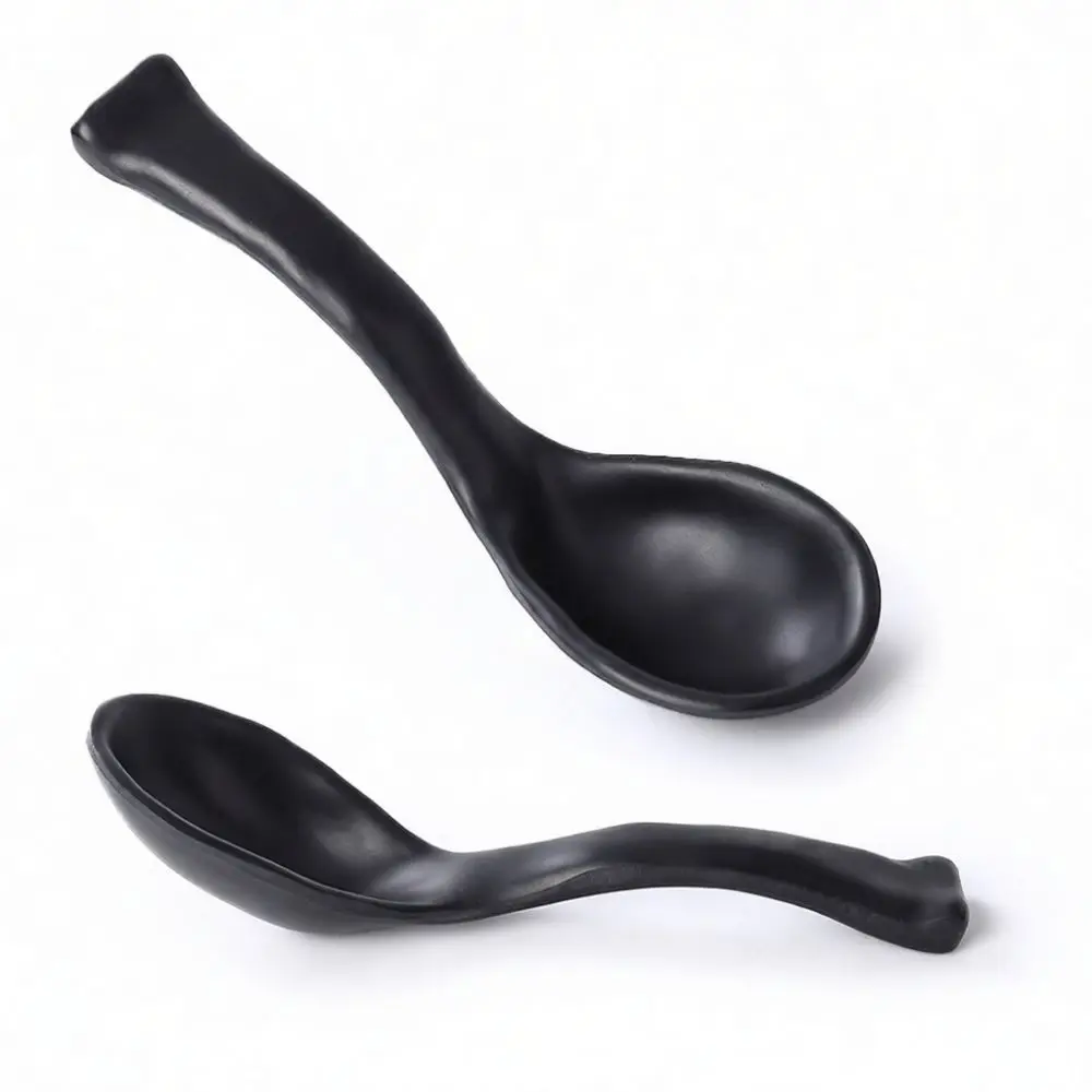 Durable Japanese Ramen Spoon Melamine Kitchen Soup Ladle Long Handle Hook Style Matte Finish Essential Restaurant Tableware