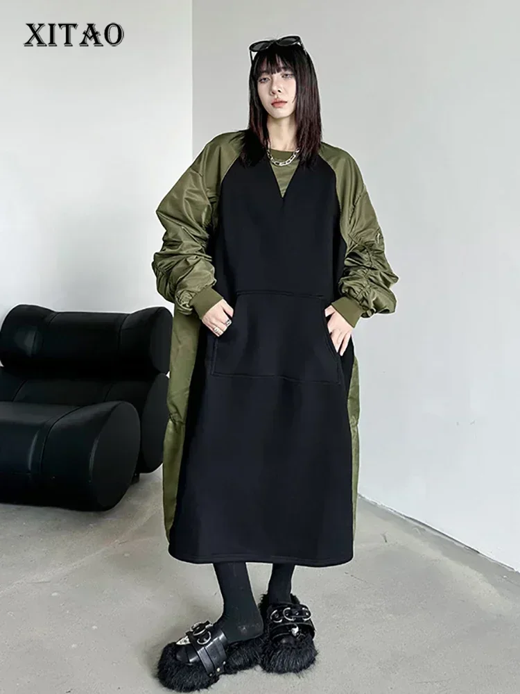 

XITAO Contrast Color Patchwork Folds Zipper Dresses O-neck Pocket Pullover Loose Dress 2025 Spring New Arrival Fashion DMJ3170