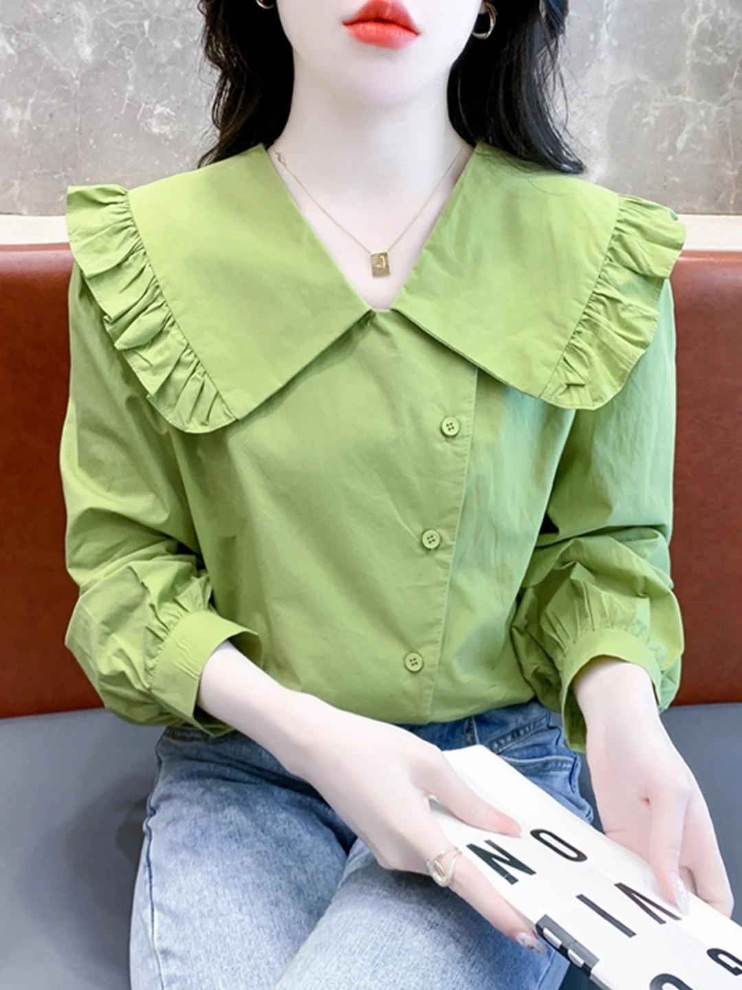 

Loose Long Sve Doll Collar Patchwork Ladies irt Autumn 2025 New Sle Ele Versatile Top Faionable Small irt