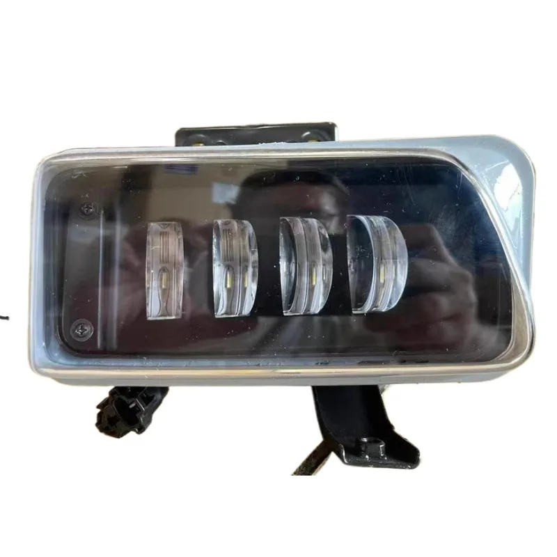 

Anti-fog Lamp LED Assembly for Isuzu Light Truck 700p