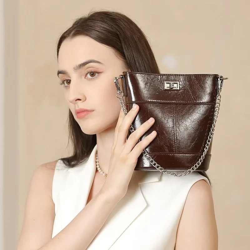 

Женская сумка через плечо из натуральной кожи, дизайнерская минималистичная сумка-ведро, люксовая модель