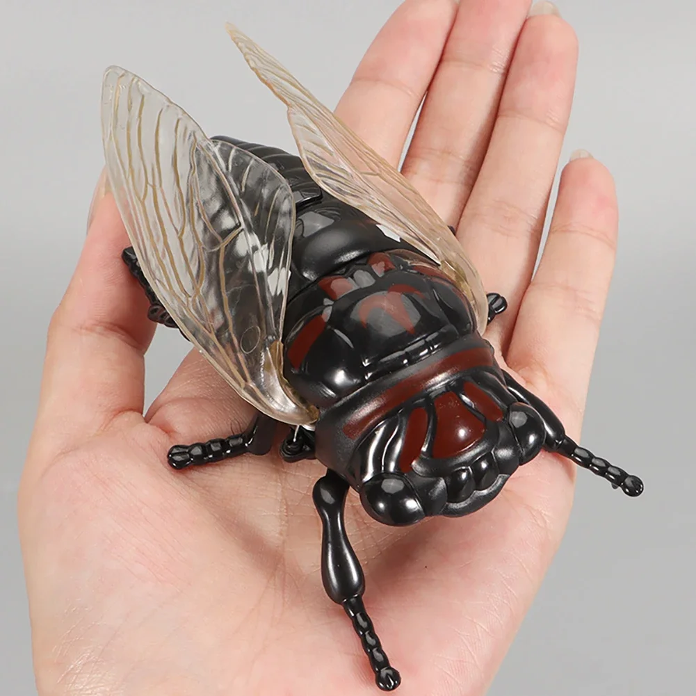 Bee Wind Up Insect Bionic Toys Creative Prankster Animated Insect Toy Model Bee Insect Children's Plastic Animals Wind Up Toy