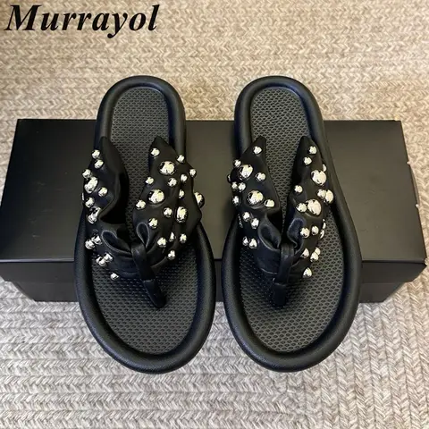 Slippers Women Rivets Decor Flat Thick Soled Real Leather Lazy Flip Flops Summer Vacation Walking Shoes Beach Sandals Ladies
