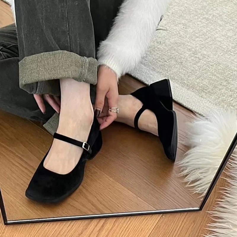 Women Mary Janes Shoes Female Retro Velvet Square Toe Loafers 2023 New Casual Pumps Girls Fashion Shallow Buckle Mid High Heels