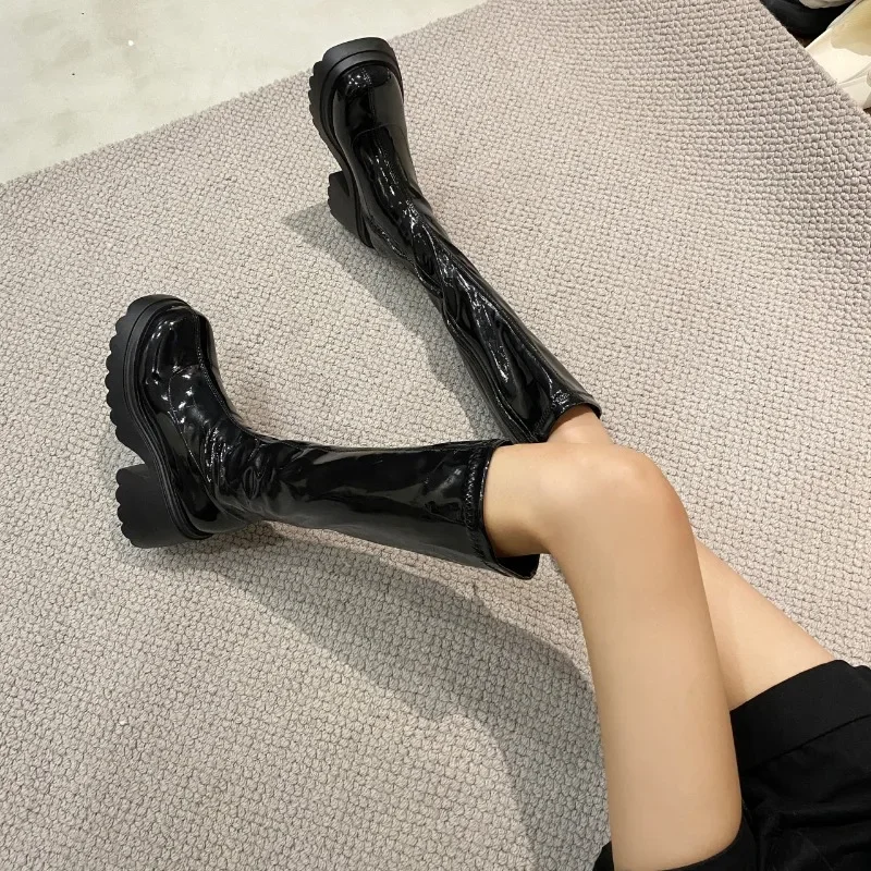 2024 Spring and Autumn High Quality Women\'s Boots Fashion Round Toe Solid Color Medium Heel Glossy Sleeve Women\'s High Boots