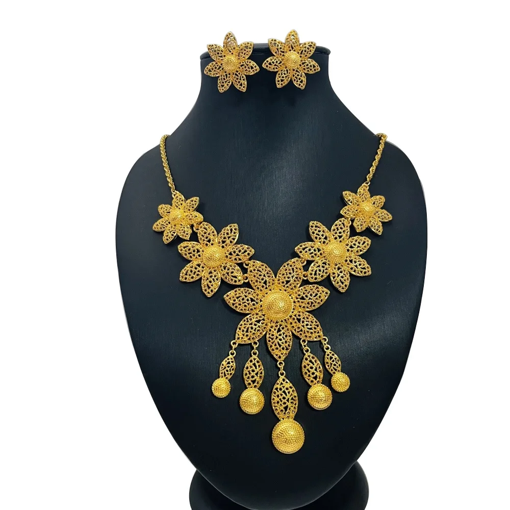 

Fashion Dubai United States 24K Gold Plated Customized Necklace Earrings for Couples' Wedding Christmas Gift Jewelry Set DD10951