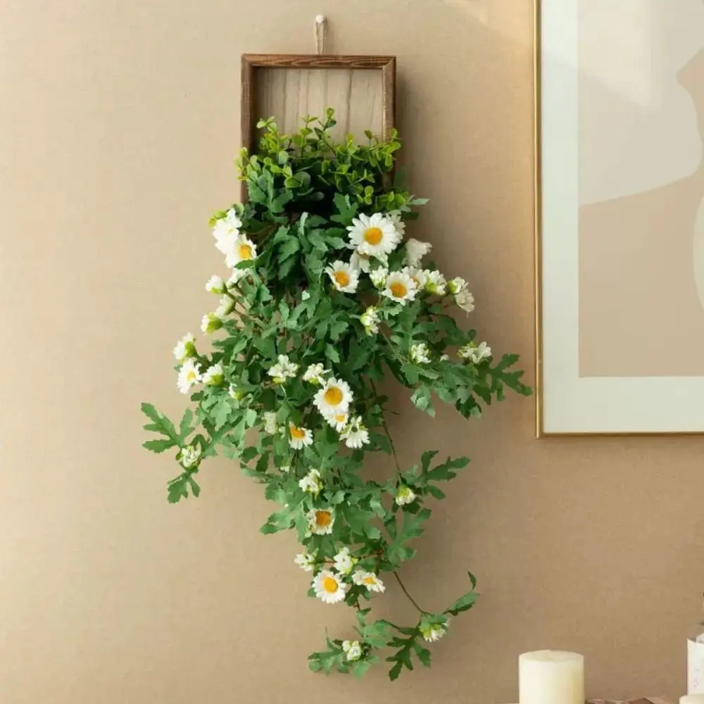 

Nordic Style Simulation Plastic Daisy Realistic Wall Hanging Artificial Flower Vine with Wooden Photo Frame Handcraft
