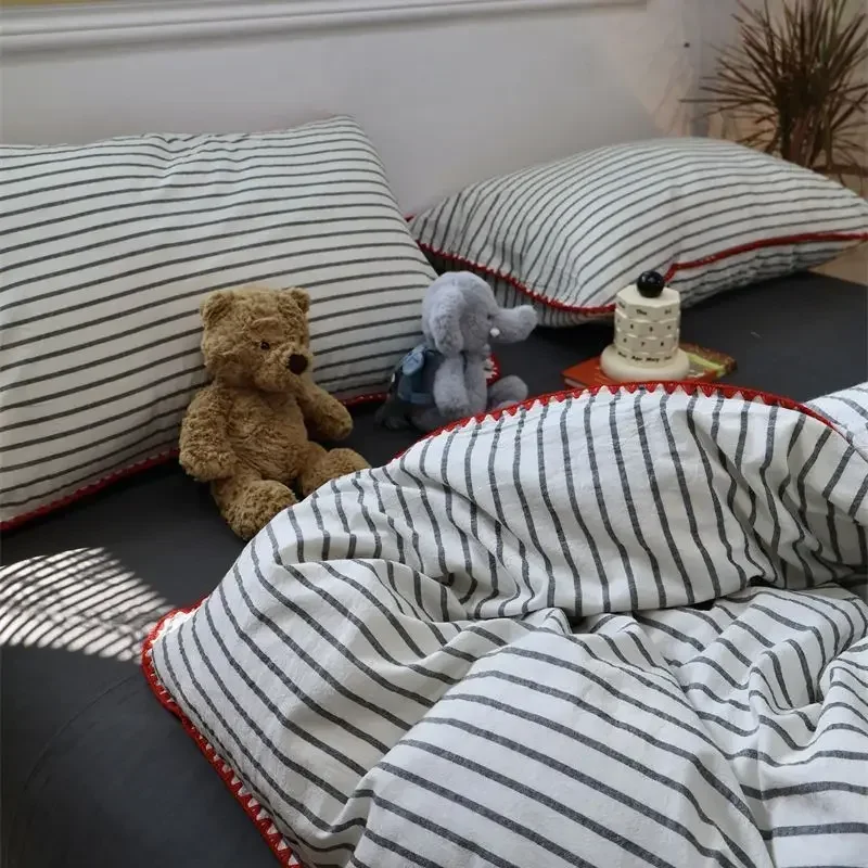 Duvet Cover Quilt Cover Ins Nordic Minimalist Style Grey Strip Bed Set of Four Pieces Home Luxury Bedding Set Bed Sheets
