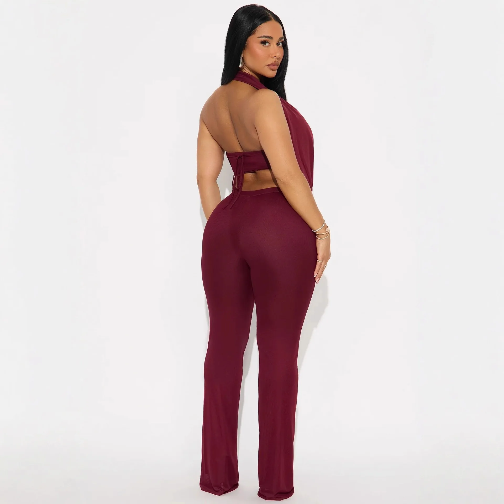 Nueva moda transfronteriza europea y americana temperamento delgado Sexy Color sólido diseño de Metal cuello mono con escote en V profundo