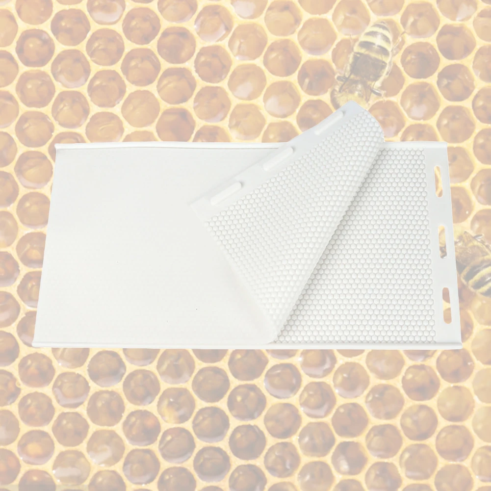 

2pcs Beeswax Nest Base Piece Mold Soft Silicone Honeybee Wax Flake Nest Base Mold Reusable Lightweight Practical Beekeeping Tool