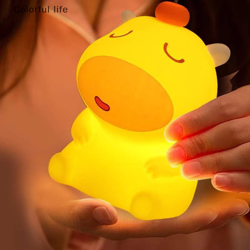 Lampka nocna Lulu z motywem kapibary, silikonowa lampka dotykowa LED, zasilana przez USB, dodaje dekoracji pokoju, idealny prezent dla dzieci