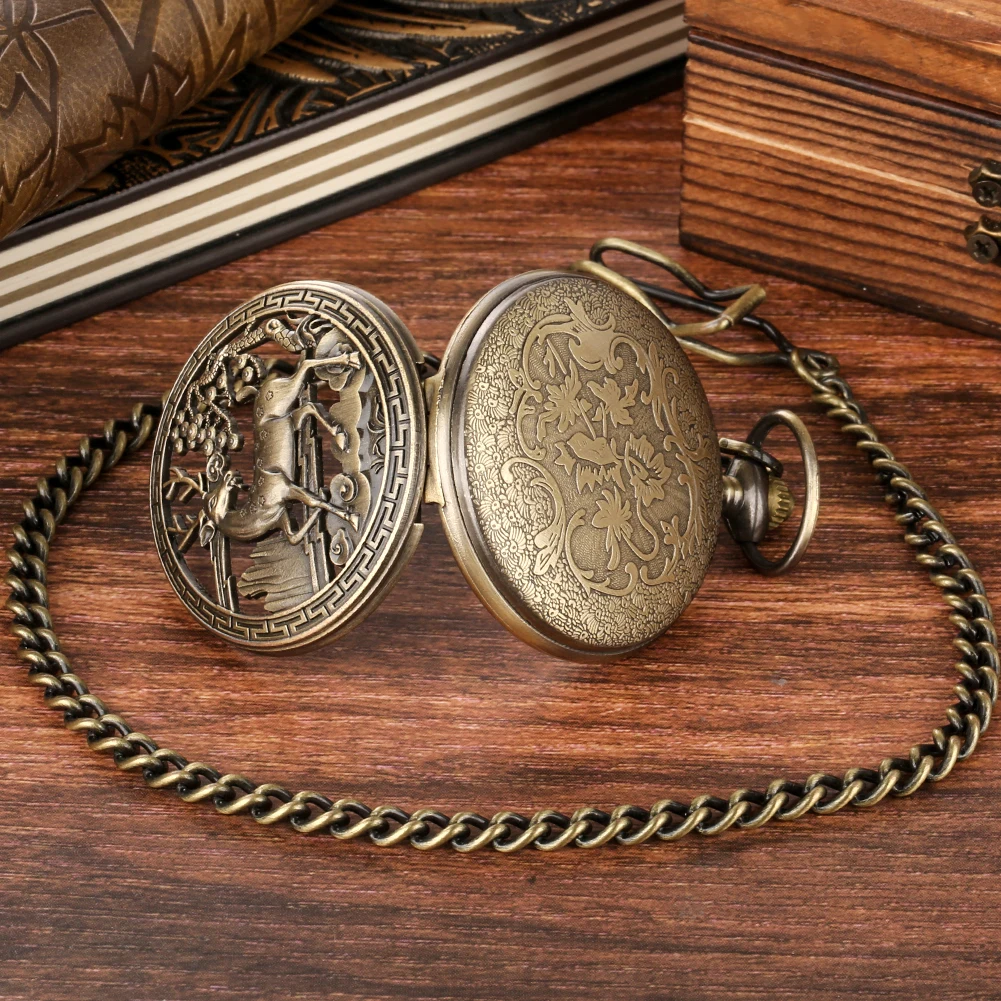 Montre de poche à quartz demi-chasseur, collier rétro, horloge de poche, cadran en chiffres arabes, pendentif cerf évidé, bronze exquis