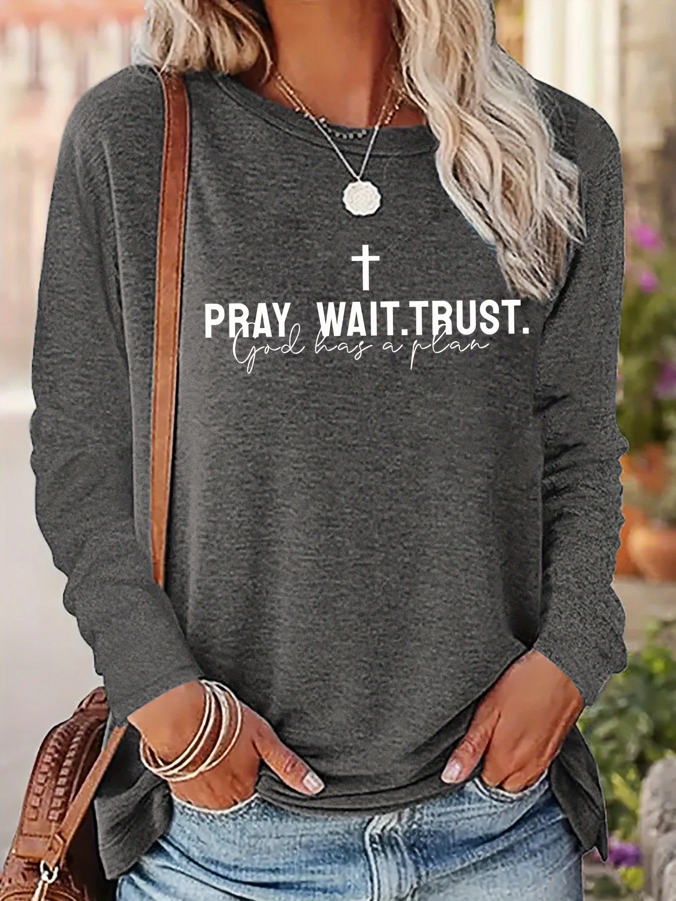 Crucifix Pattern Long Sleeves O-neck T-shirts Spring/Autumn Casual Loose Designer Women T shirt Y2K Women Clothing Pullover Tops