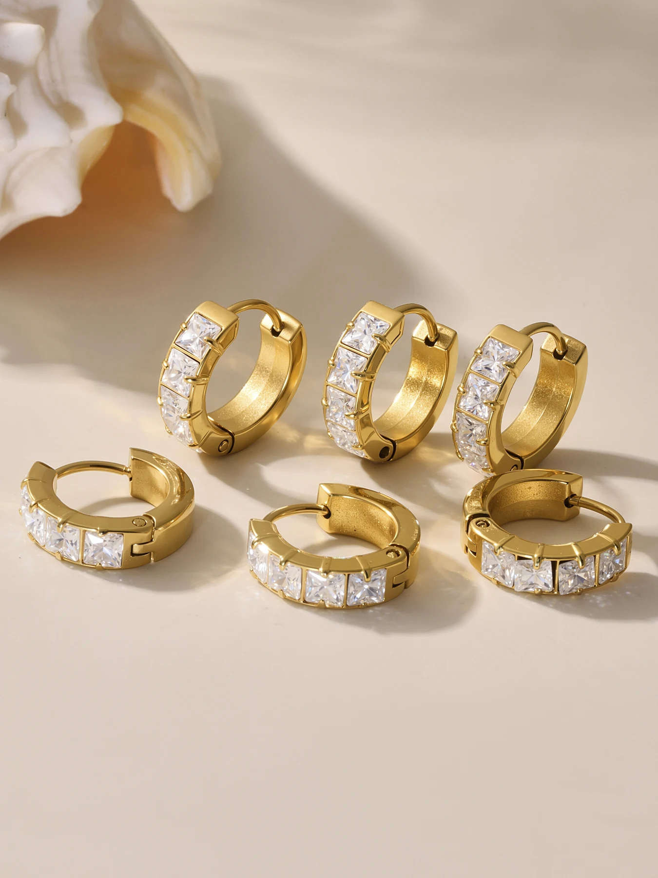 

Ferris Wheel Classic Small Gold Plated Earrings For Women Zircon Stainless Steel Ear Hoop Waterproof Party Jewelry Gift