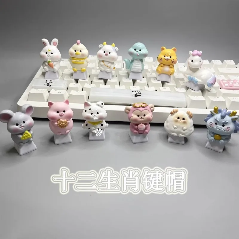 

Twelve zodiac keycap mechanical keyboard for boys and girls cute attributes,three-dimensional translucent animal, piglet keycaps