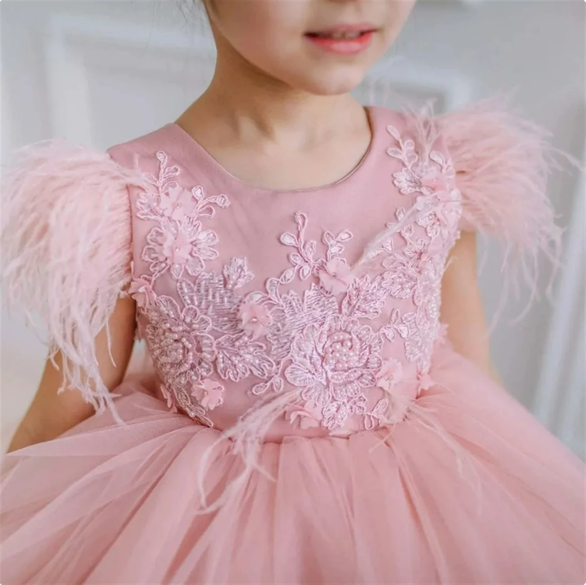 

Flower Girl Dress Pink Fluffy Tulle Applique Lace High-low Wedding Elegant Flower Child's First Eucharistic Birthday Party Dress