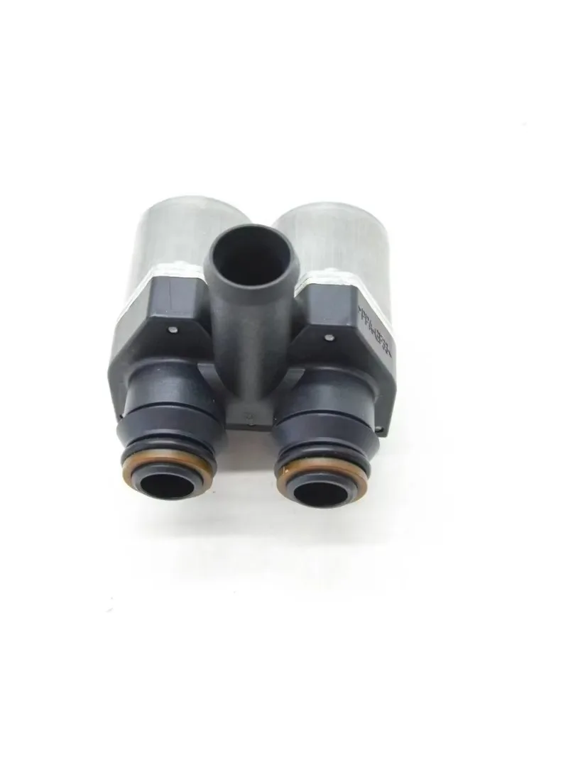 Heater Control Valve Suitable for MERCEDES-BENZ C230 C300 E300 E350 GL450 R300 0009820617 A0009820617