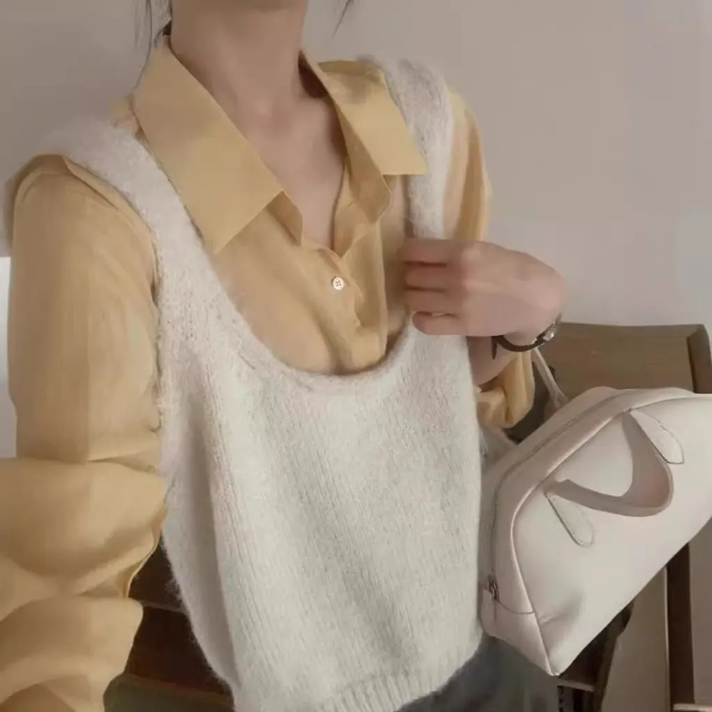 

Women's Korean Style Candy Color Soft Glutinous Plush Vest Sleeveless U Collar Western Style Loose Fit Knitted Vest