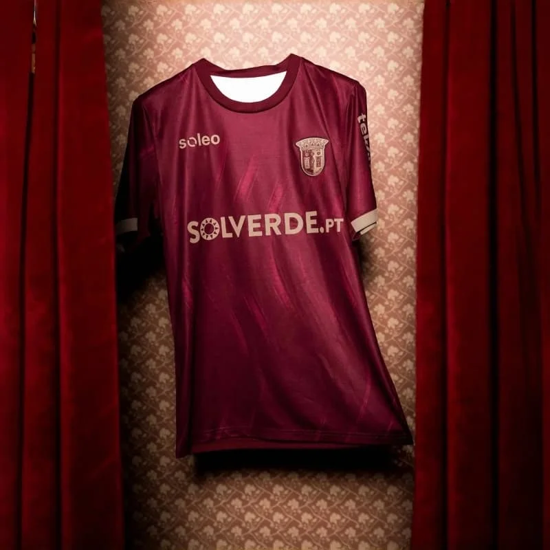 Neue 2026 SC Braga 26/27 Saison Heim- & Auswärtstrikots – Kurzarm-Sport-/Freizeit-Fan-T-Shirts für Herren & Damen (Familien-Set) – Detail 6