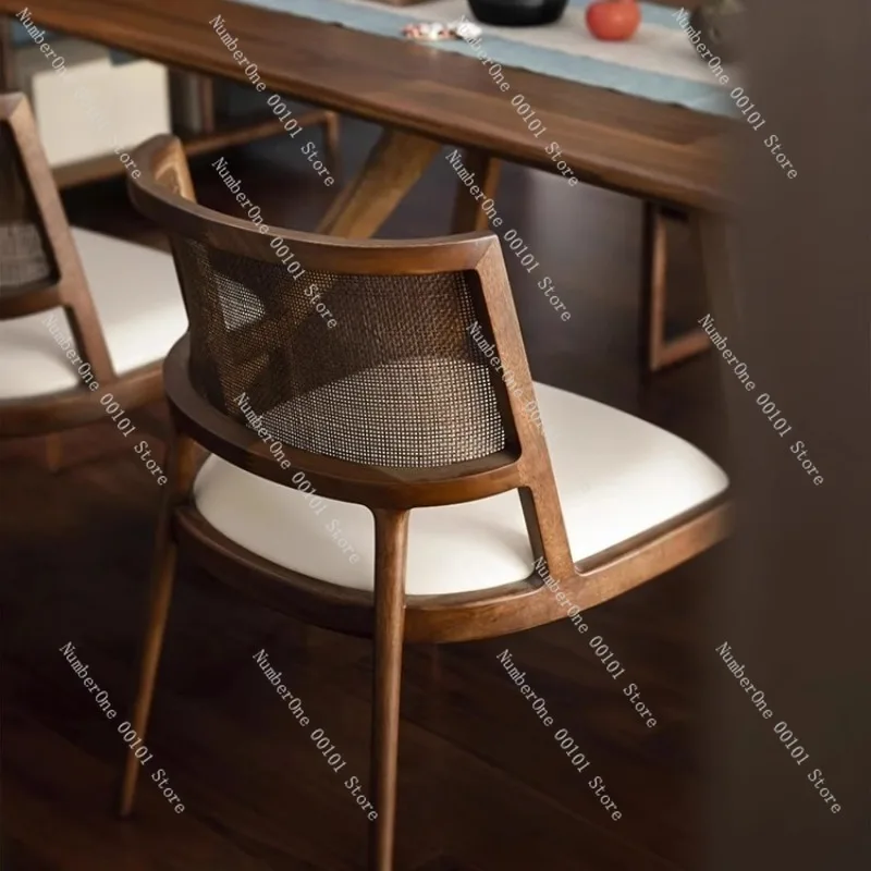 Elegant Vintage Solid Wood Dining Chair Wabi Sabi Style Upholstered Leisure Rattan Chair Nordic Designer Seating Minimalist