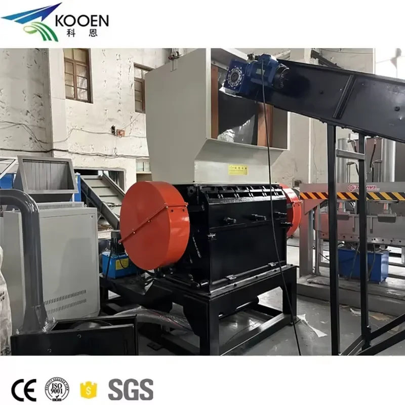 High Efficiency Automatic PET Drink Bottle Crushing Waste Plastic Grinding Machine