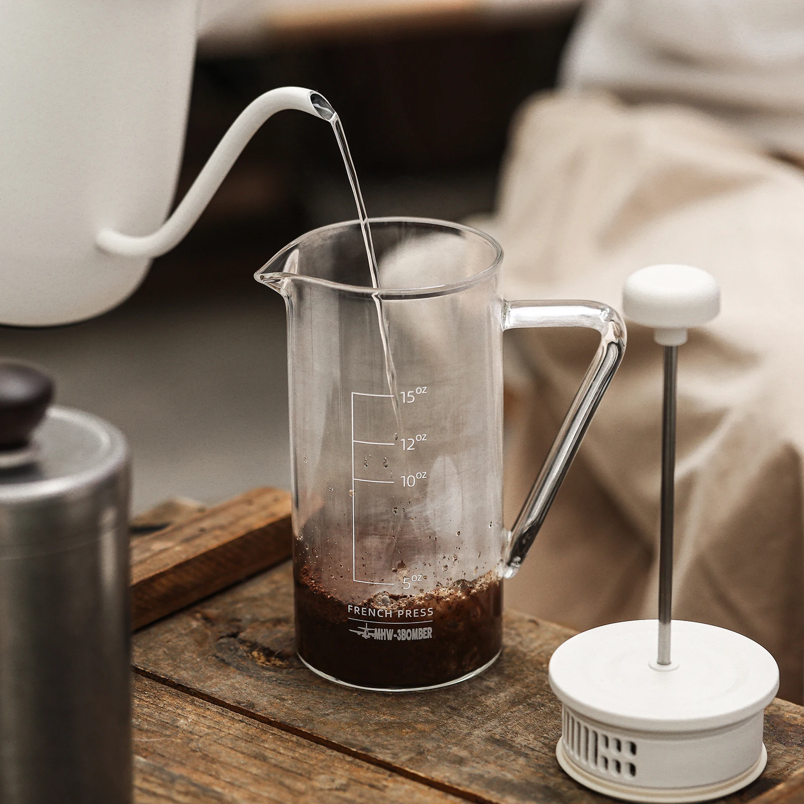 MHW-3BOMBER French Press Coffee Pots with Capacity Scale Glass Coffee Maker Portable Barista Tools Coffee Accessories 450ml