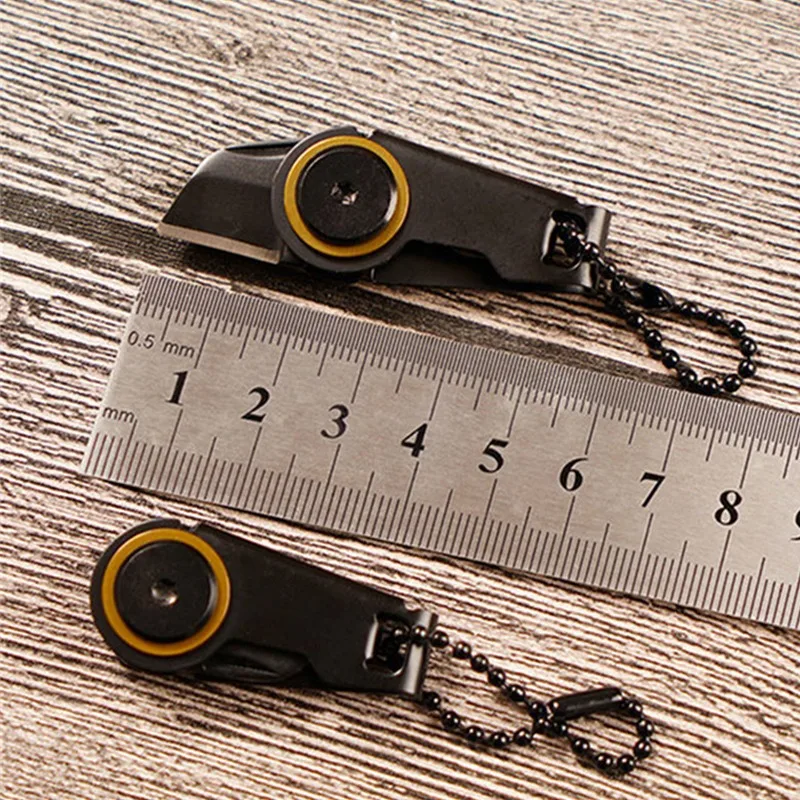 Mini Knife Hanging Buckle Knife Demolition Express Knife Folding Knife Pocket You Keychain Knife Carry-on Small Gift Knife