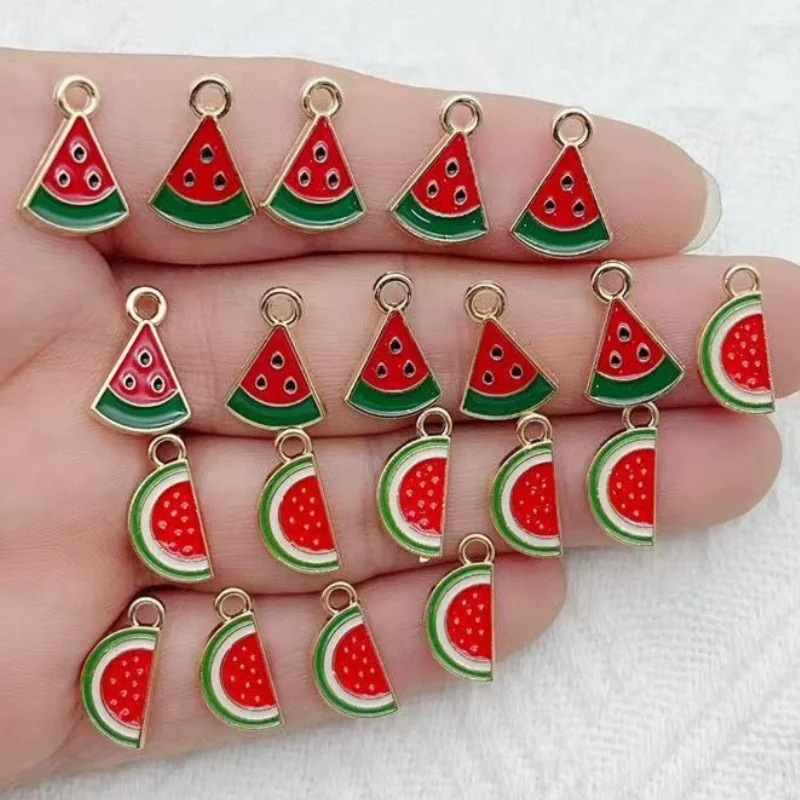 20 Stück Cartoon-Legierungs-Wassermelonen-Armband-Schmuck DIY Schmuckanhänger Ohrring-Material Anhänger
