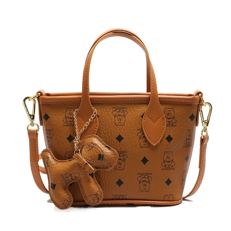 Sac à bandoulière pour femmes, sac à bandoulière tendance pour début du printemps, fourre-tout polyvalent à poignée supérieure, sac minimaliste jour à nuit, 2025