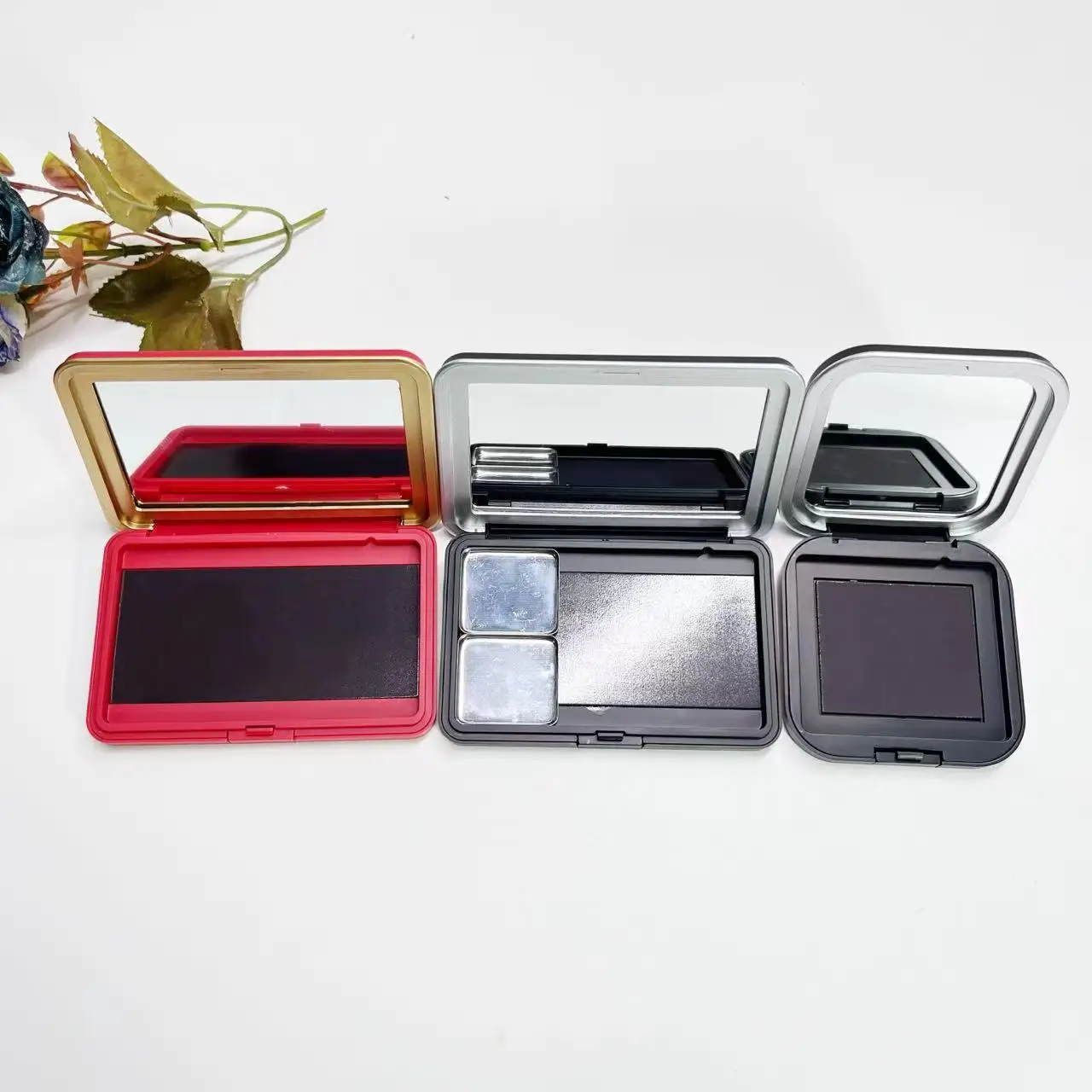 

2 шт., большая + 1 шт., пустая палитра теней для век небольшого размера, магнитная палитра для макияжа с зеркалом и металлической кастрюлей