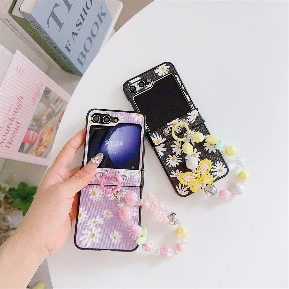 Cute Chrysanthemum PU Leather Cover with Butterfly Flower Wrist Strap Bracelet For Samsung Galaxy Z Flip 6 5 4 3 5G Phone Case