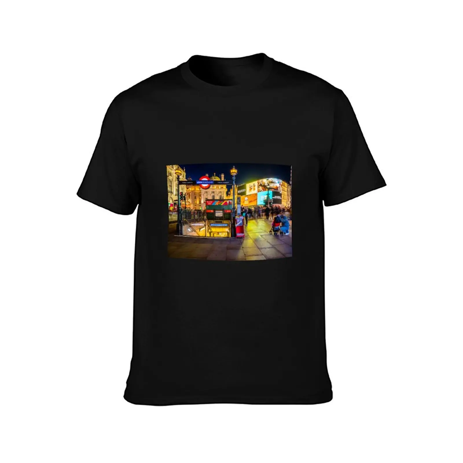 Piccadilly Circus At Night London Photograph T-Shirt Plus Size Workout Short Sleeve Top T-Shirt