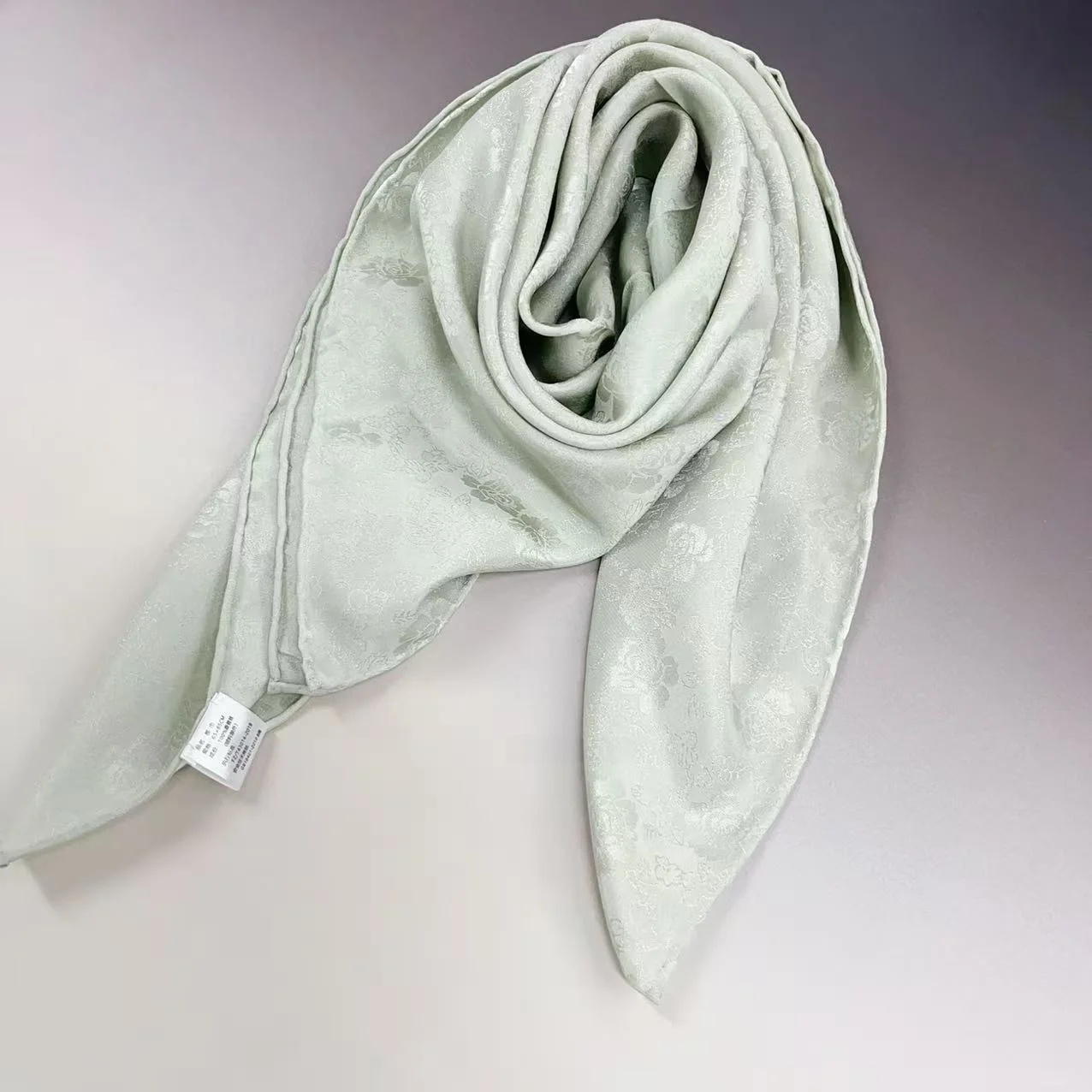 両面シルクスカーフ手巻きエッジ花柄プリントピュアカラーマルベリーシルクスクエアスカーフユニセックス春秋冬ファッションアクセサリー