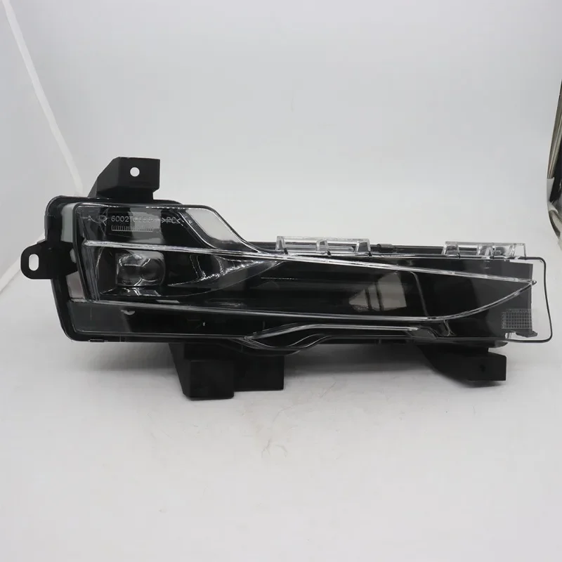 1077392-00-E  Front Fog Lamp DRL for Tesla Modle3/y