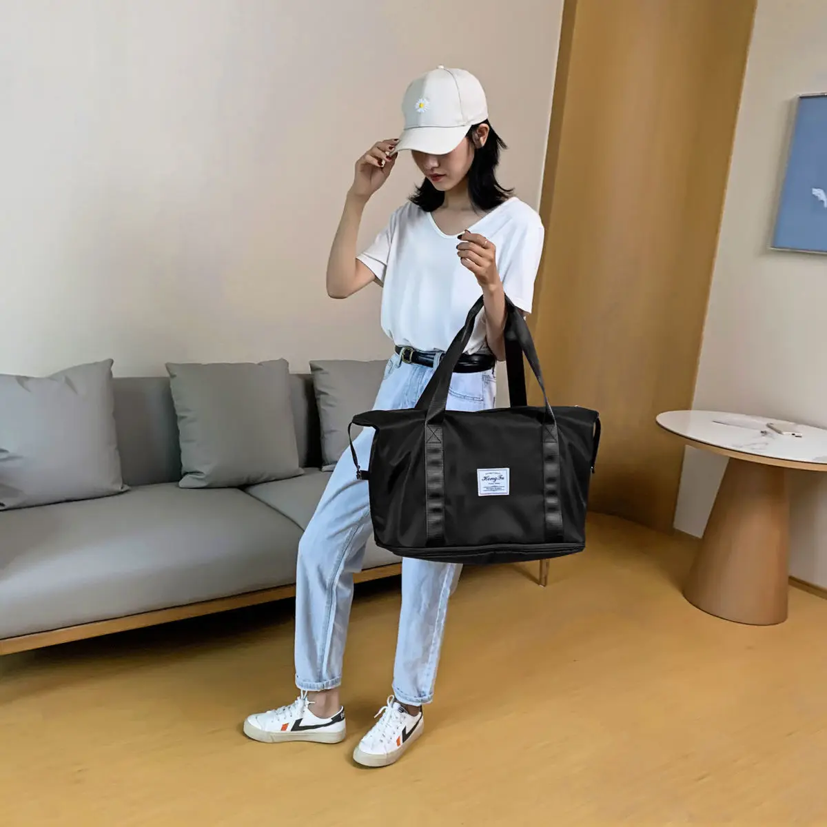 

Portable Large-capacity Short-distance Travel Bag Sports Fitness Bag Dry and Wet Separation Travel Yoga Bag