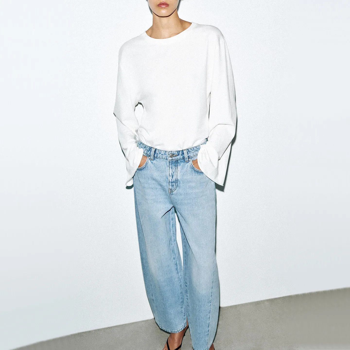Fashionable High Waist Bucket Shape Jeans Women's Autumn 2026 New Arrival ZADATA Ladies Loose Fit Jeans with Patchwork Design