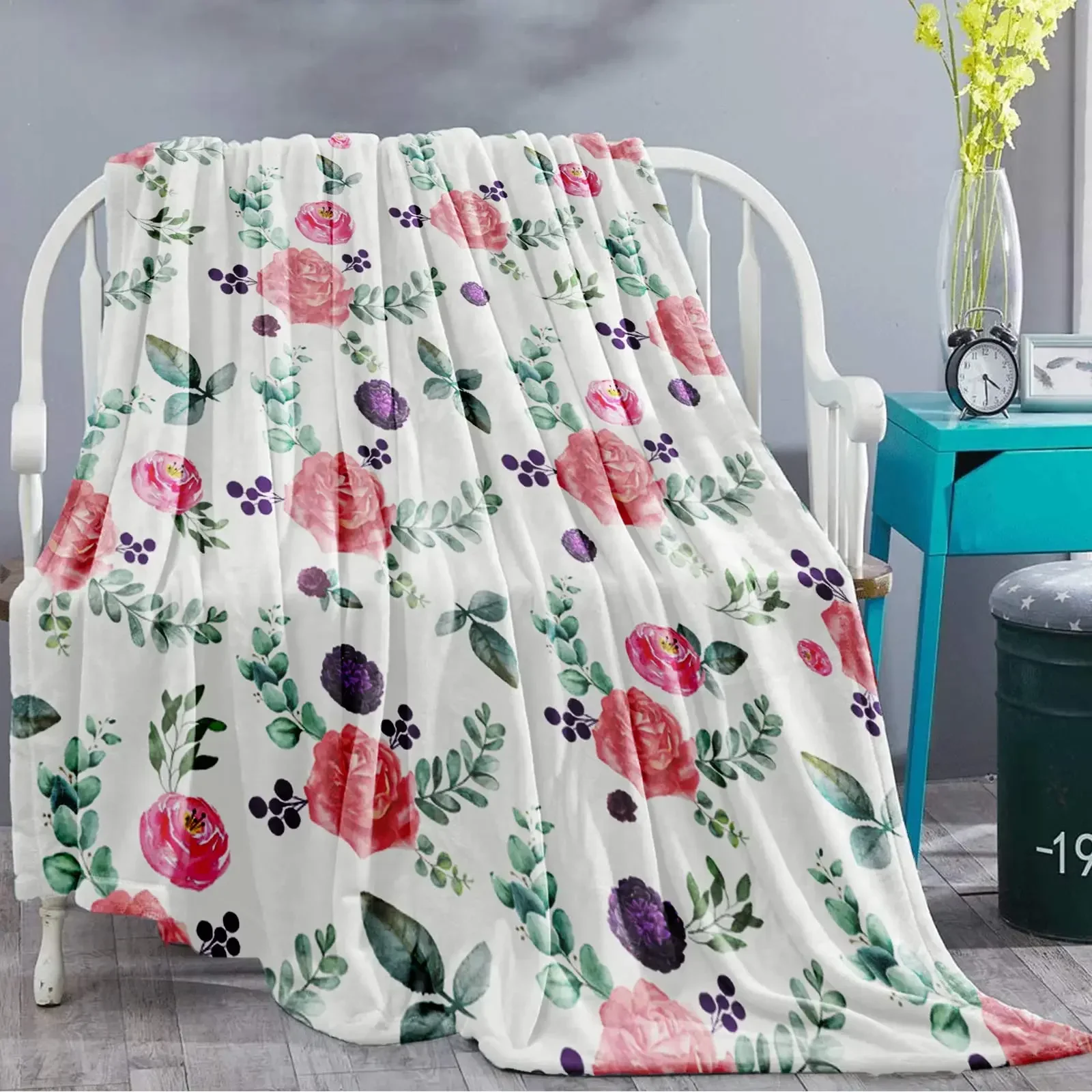 Rose Flower Flannel Throw Blanket Super Soft Lightweight Warm Couch Chair Bed Office for Kids and Adults Travelling Camping Gift