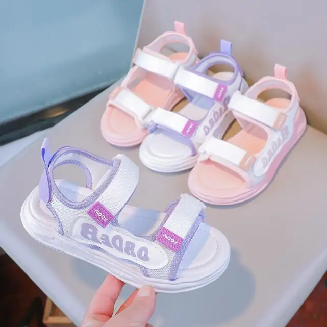 

Children's Sandals 2024 New Non-slip Retro Princess Leather Shoes Soft Soled Large Girls Baby Beach Shoes Kids Flat Sandals