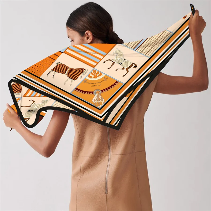 女性用プリントシルクスカーフ,スクエアスカーフ,90x90cm,8つの馬のデザイン,女性用ラップ