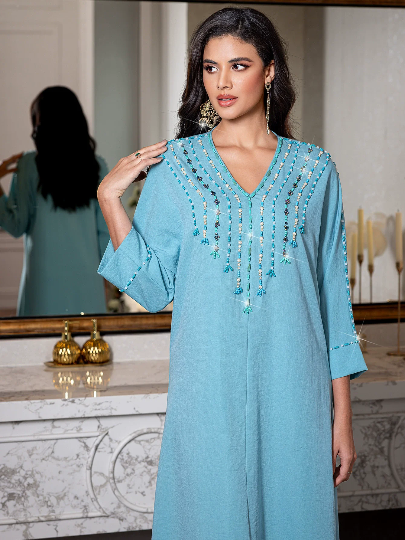 New Muslim Light Abaya Embellished with Golden Leaf Tassel Adornment for Daily Wear and Festive Occasions in Islamic Communities