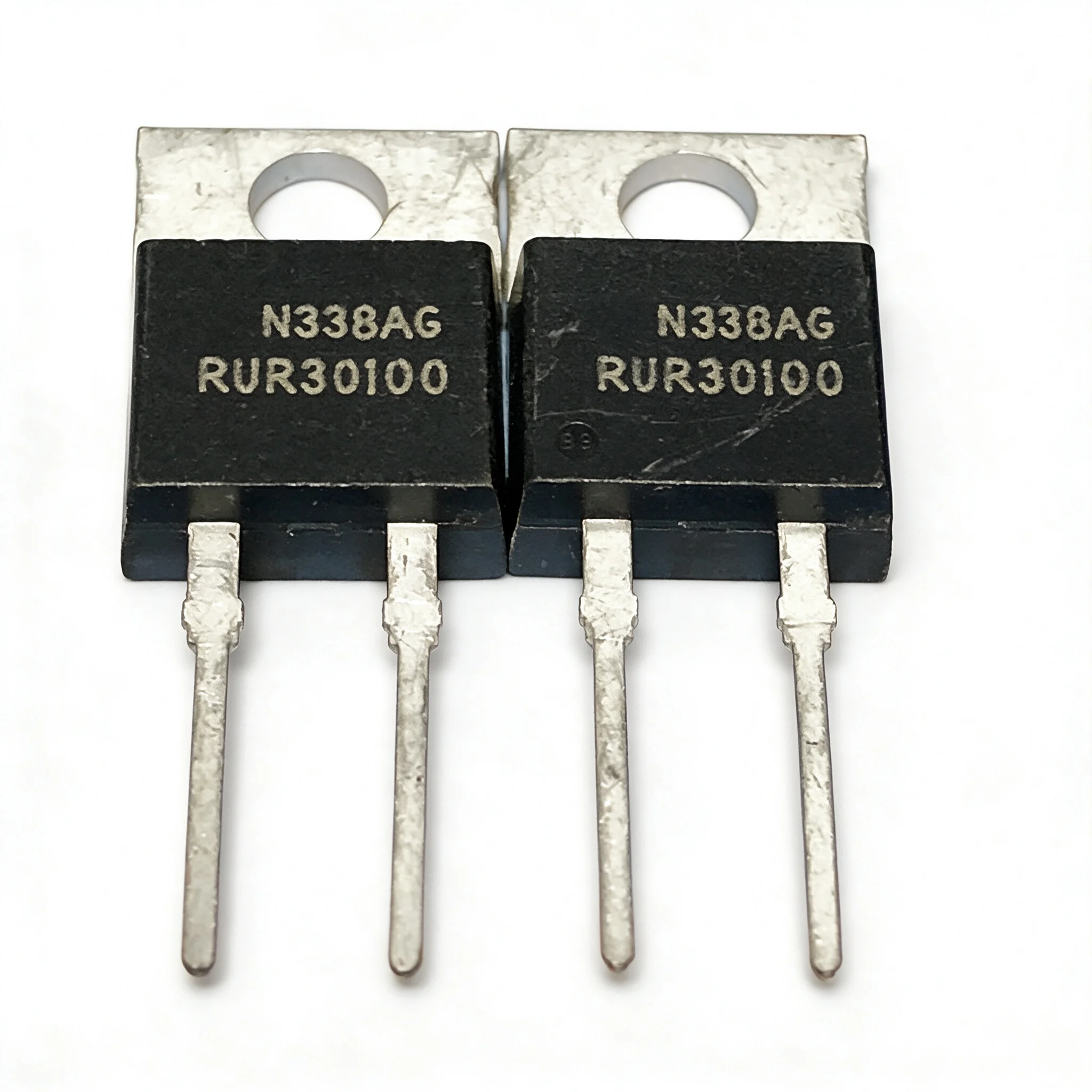5piece RUR30100 1000V 30A TO-220