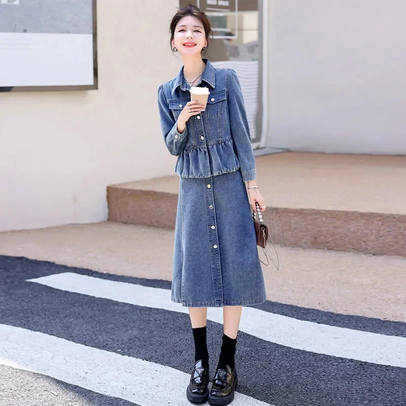 Cowboy Jacket Female New 2024 Spring And Aautumn New Korean Fashionable Floral Denim Jacket And Jean Skirt Two-Piece Suits Blue