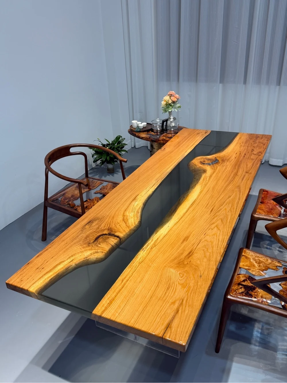 Premium Solid Wood Table Top for Dining & Office High-Quality French Oak & Black Transparent Epoxy Resin Slab