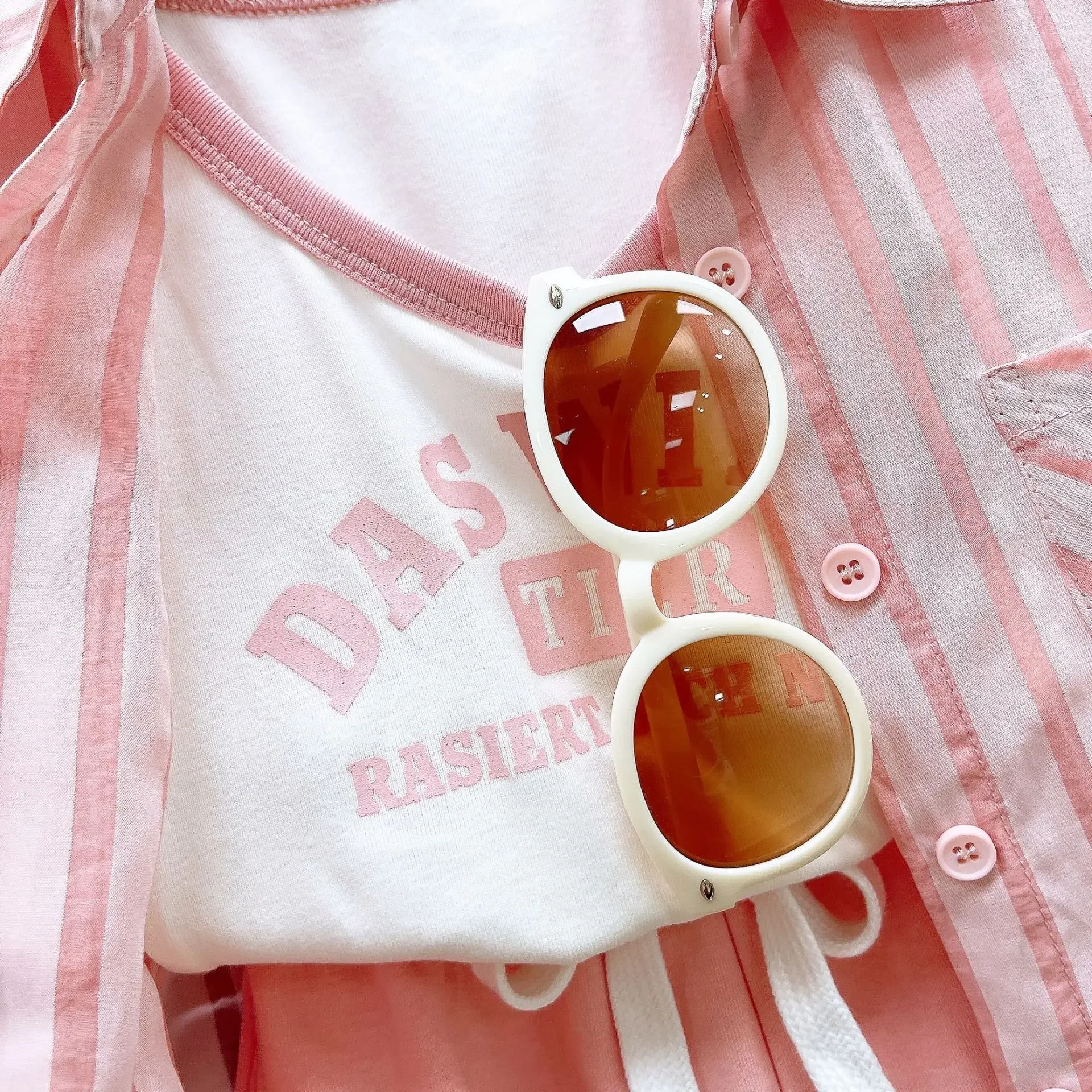 2025 Summer Toddler Girls 3-Piece Set Sunscreen Striped Shirt + Graphic Vest & Shorts Athletic Style Outfit